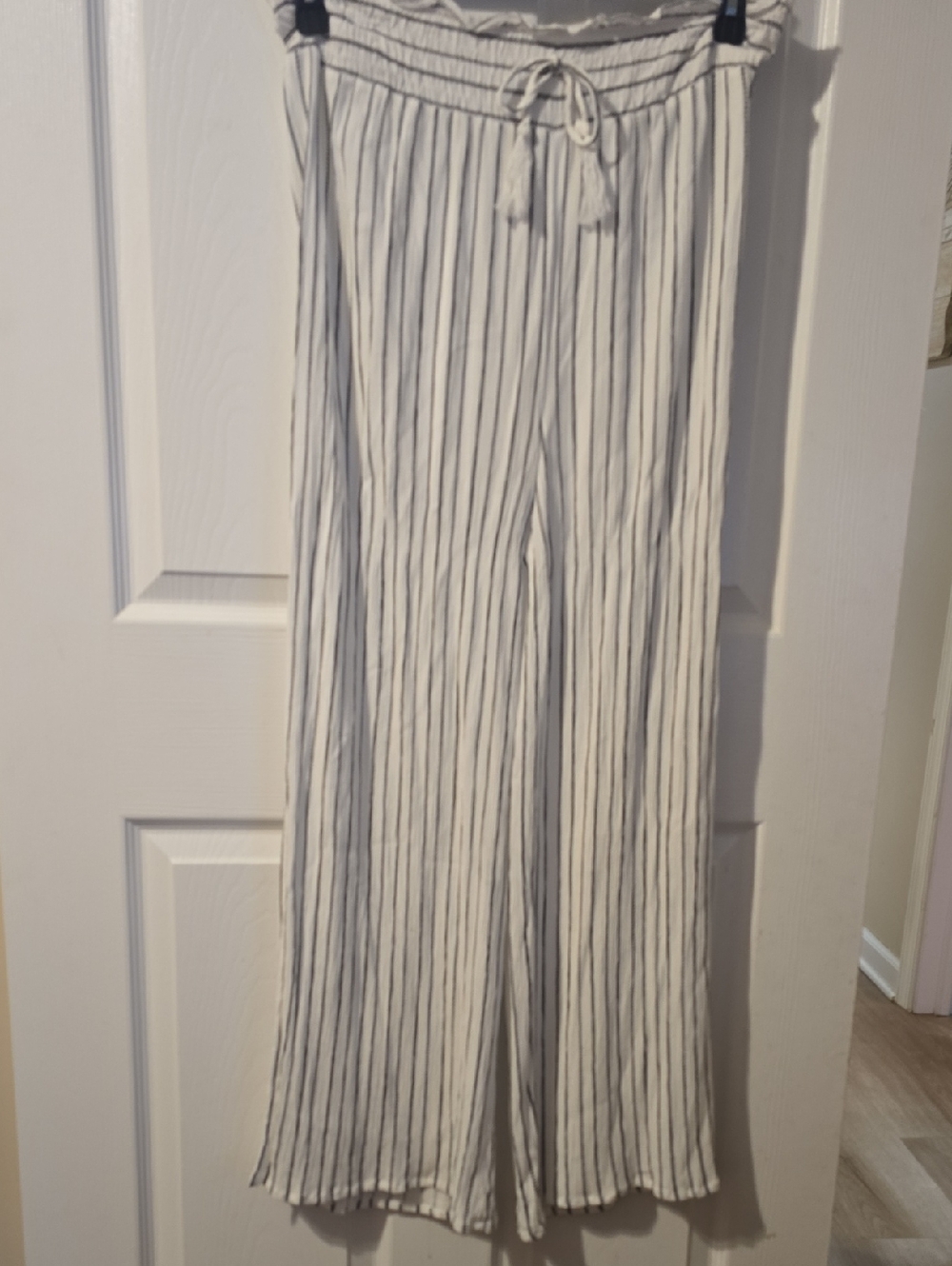 Salty Lemon Striped Wide-Leg Pants - White with Black Stripes